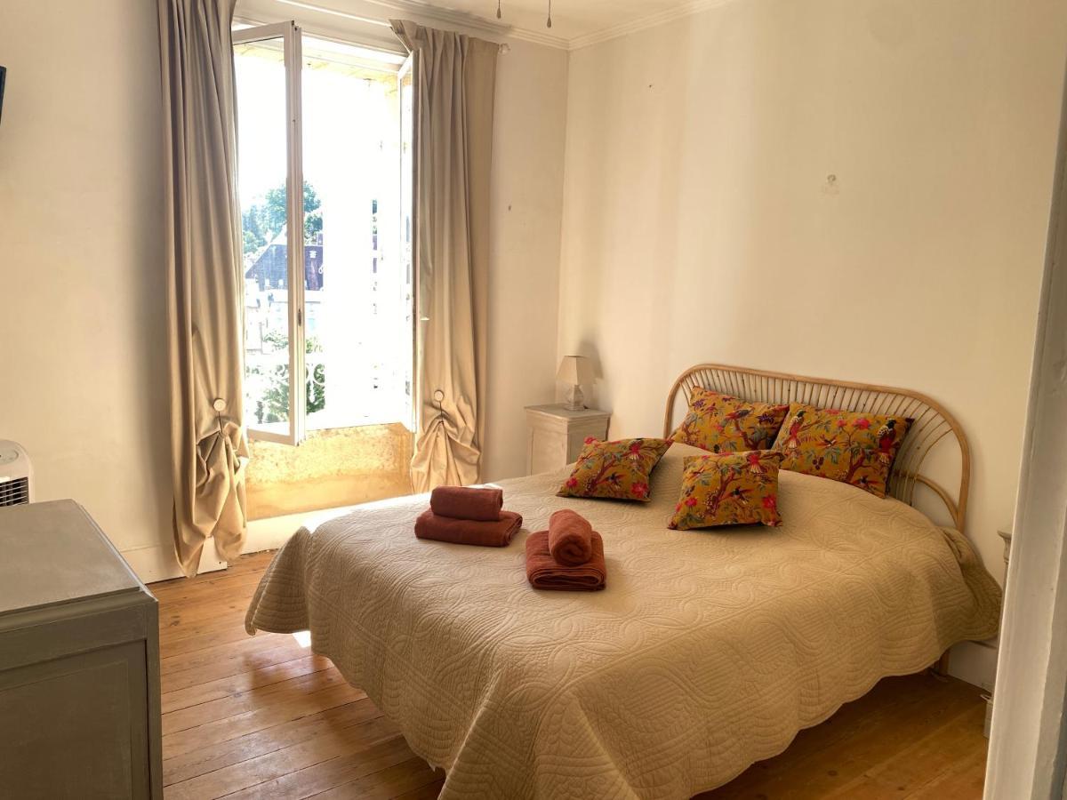 Residence Les Trois Jardins Avec Wifi Et Parking Gratuit Sarlat-la-Canéda Dış mekan fotoğraf