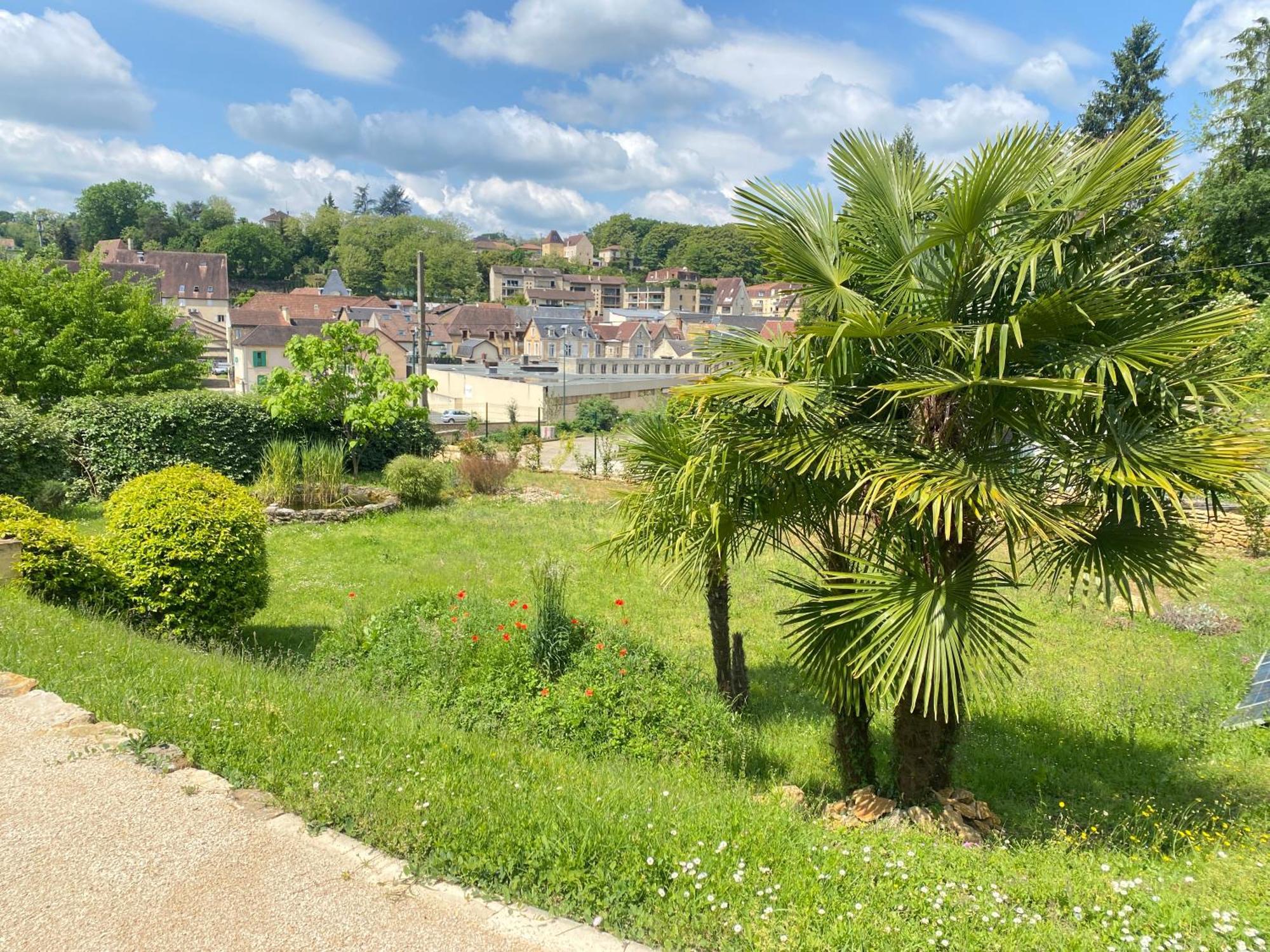 Residence Les Trois Jardins Avec Wifi Et Parking Gratuit Sarlat-la-Canéda Dış mekan fotoğraf